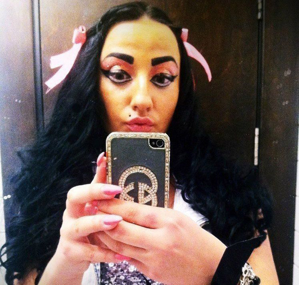 Красотки из социальных сетей