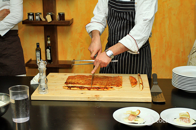 Шоу з приготування акробатичній піци в ресторані La Forchetta, частина 2