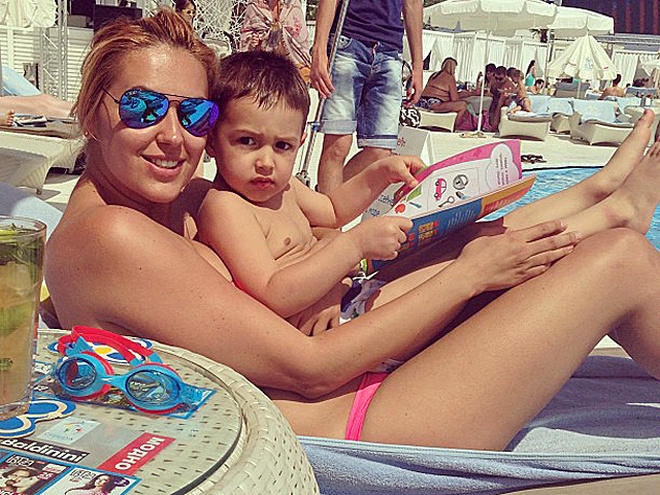 Голая Яна Клочкова