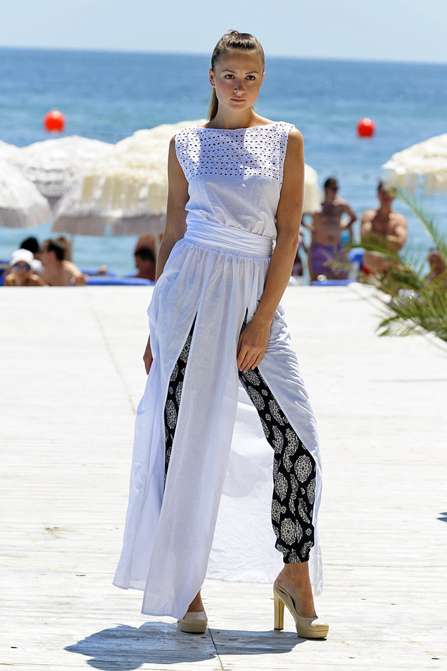 Holiday Fashion Week:SWIMWEAR FASHION SHOW BY YAKOVENKO