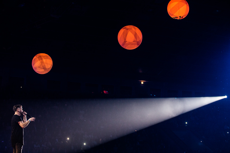 БЕZ ОБМЕЖЕНЬ