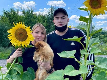 "Ми всюди": Данилко й Білоконь розвеселили фото з соняшниками та цистернами