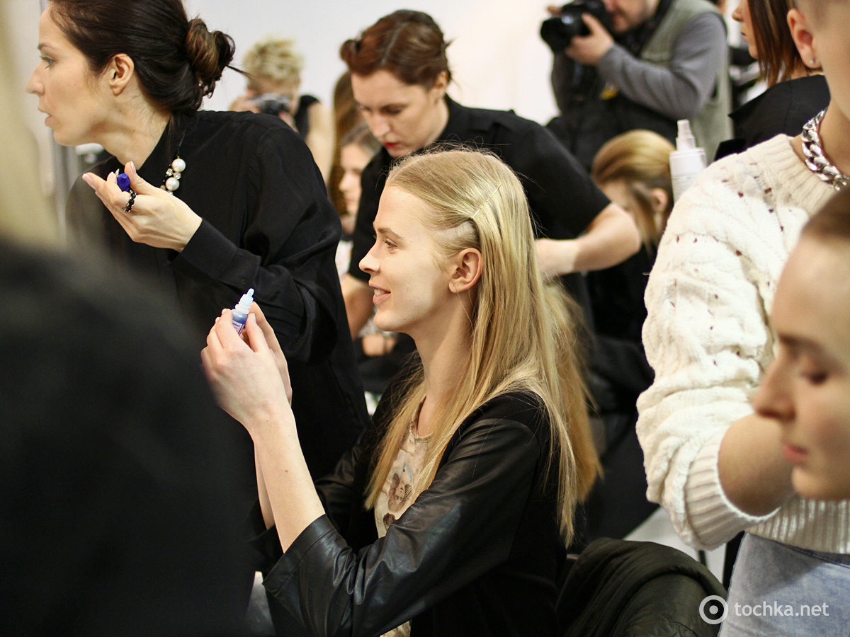 Бекстейдж п'ятого дня UFW: ELENA BURENINA