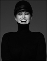 Кэти Перри похвасталась сексуальными формами на страницах Vogue Japan Кэти Перри похвасталась сексуальными формами на страницах Vogue Japan