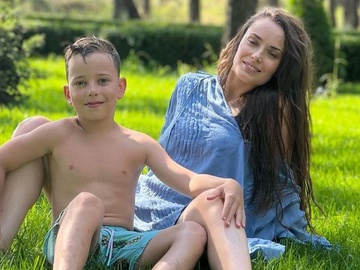 «Холостячка» Ксенія Мішина показала, як привітала сина із 11-річчям