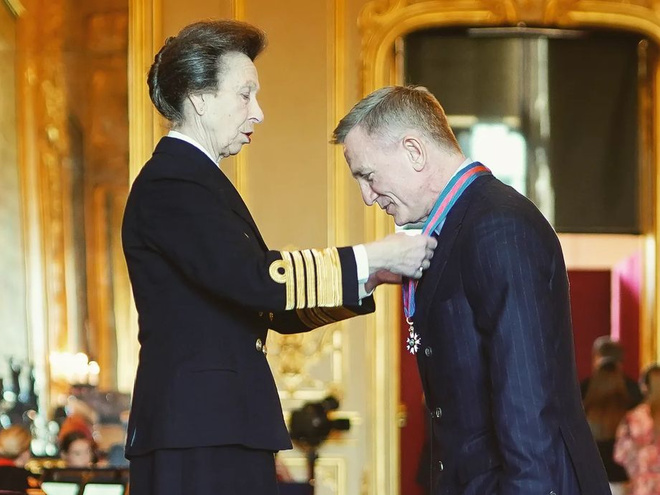 Принцесса Анна и Дэниел Крейг