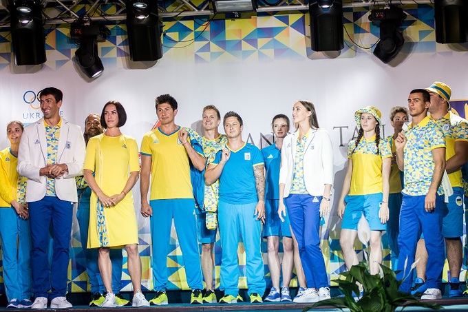 Андре Тан представив олімпійську форму для української збірної на Ігри ХХХІ Олімпіади 2016