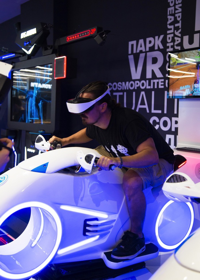 В Киеве прошла селебритиз-презентация игры RevolVR "Дикий запад"