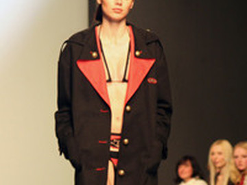 Сезоны моды 2006. Гусина<br />Фотограф: Дмитрий Ромас