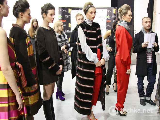 Бэкстейдж третьего дня UFW: JULIA AYSINA