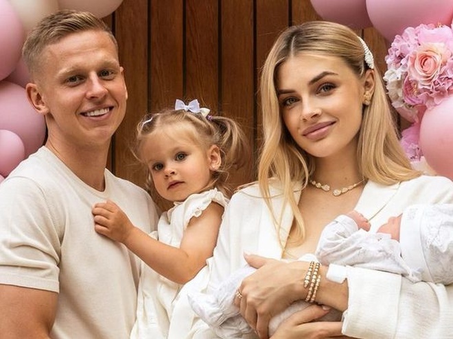 Олександр Зінченко привітав Владу Седан з річницею та показав їхнє весільне фото