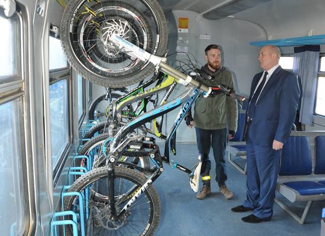 В Украине презентовали первый вагон для велосипедов