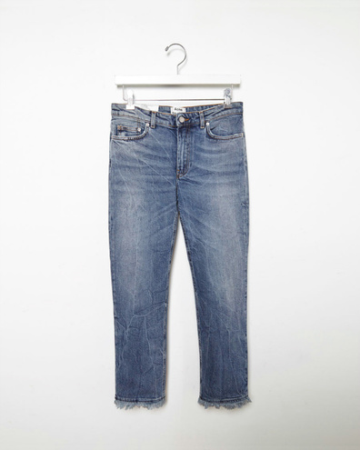Модные тенденции весны 2016: джинсы с бахромой