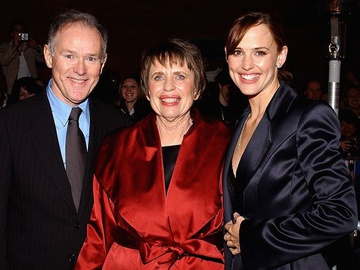 Помер батько Дженніфер Гарнер і колишній тесть Бена Аффлека