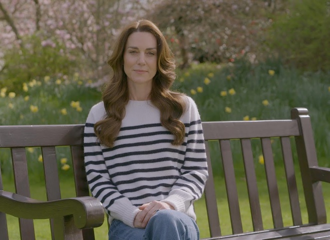 Кейт Міддлтон повернулася до роботи, розпочавши зі зустрічі з онкохворим підлітком