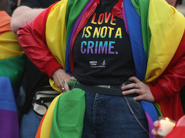 Здесь им не место: 5 стран, где ненавидят и "травят" гомосексуалистов
