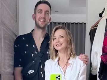 Зірка «Кварталу» Ірина Сопонару прогулялася Києвом із нареченим-іноземцем