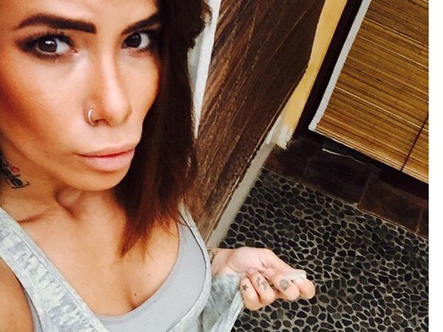 Айза Долматова