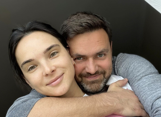 Тимур Мірошниченко з дружиною всиновлюють дитину: Дуже серйозний та тривалий процес