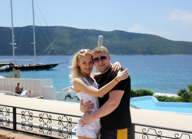 Алексей Кузнецов увез любимую в Монако