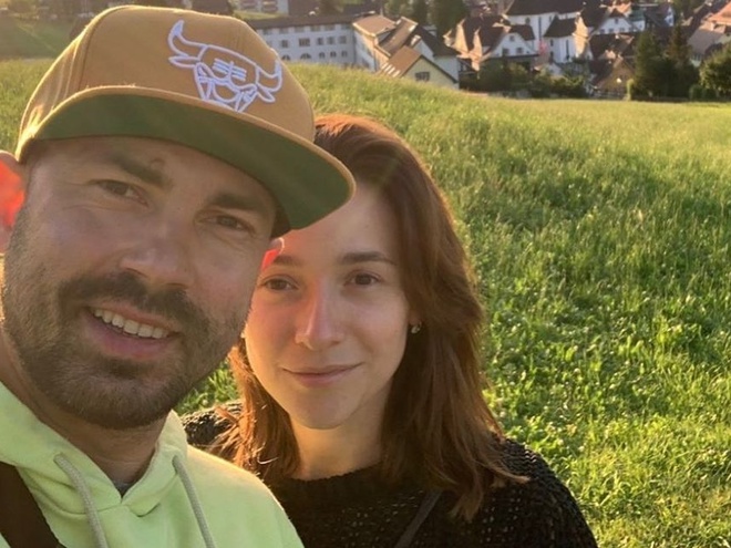 Андрій Бєдняков привітав дружину з 39-річчям та показав її фото