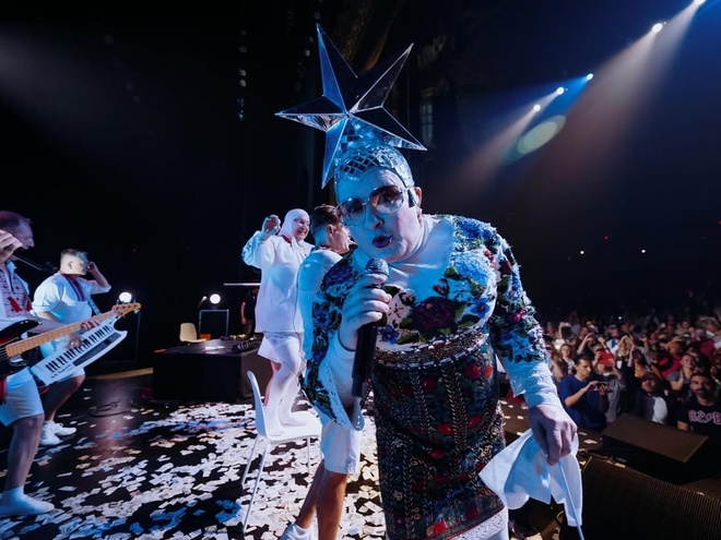 Сердючка підтримала Ziferblat під час концерту та перепела Bird of Pray
