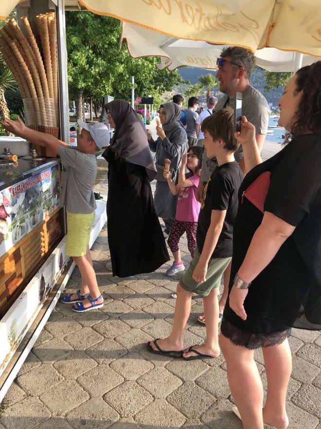 Наталія Холоденко та Дмитро Карпачов