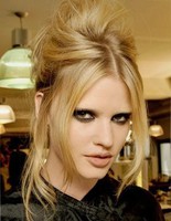 В моді макіяж голлівудських зірок В моді макіяж голлівудських зірок