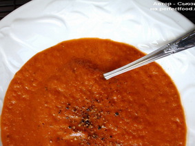 Чесночный суп с помидорами