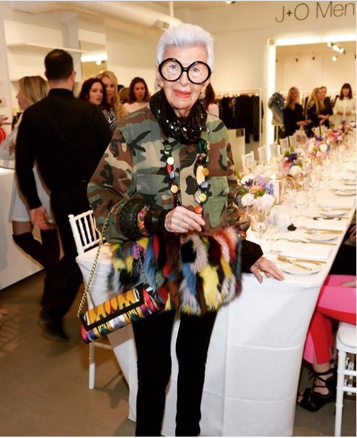 Фешн-блогер Айріс Апфель