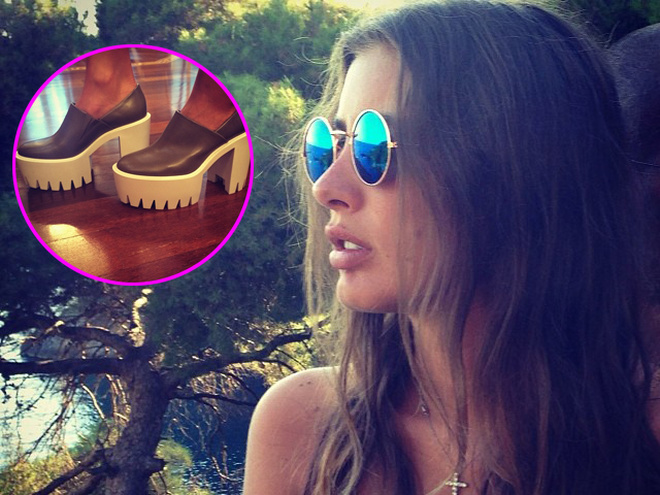 Кэти Топурия