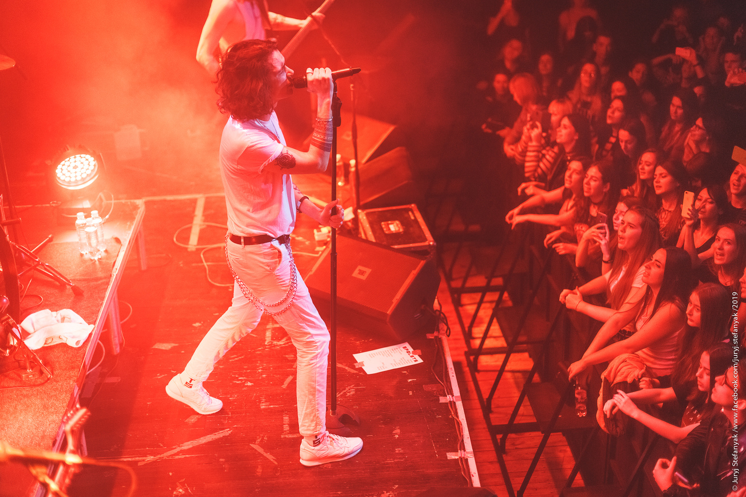 Женское белье, слэм и метафан: как состоялся киевский концерт Epolets