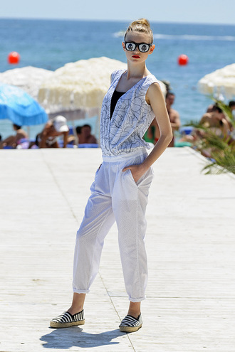 Holiday Fashion Week:SWIMWEAR FASHION SHOW BY LOZNEVAYA