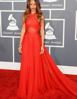 30 лучших образов Рианны 30 лучших образов Рианны