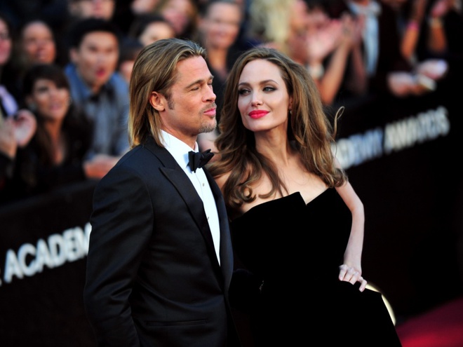 СМИ: Анджелина Джоли ушла от Брэда Питта к миллионеру
