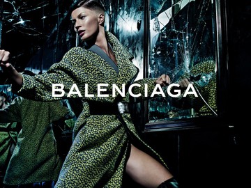 Рекламная кампания Balenciaga