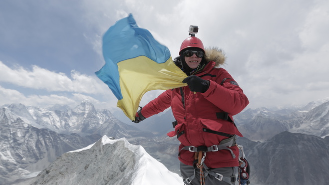 Дмитро Комаров "Світ навиворіт"