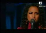 Alicia_Keys_-_Every_Little_Bit_Hurts_(MTV_Unplugged)