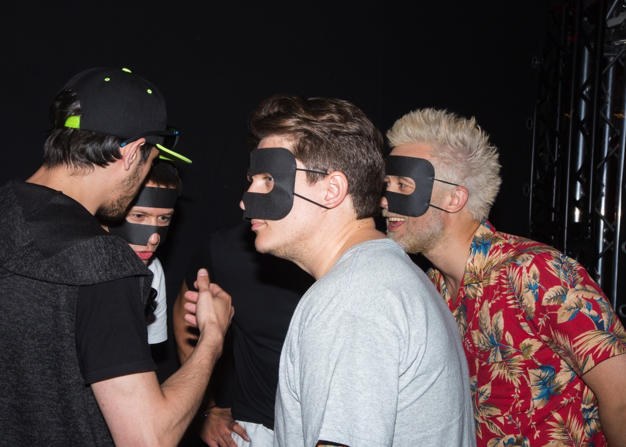 В Киеве прошла селебритиз-презентация игры RevolVR "Дикий запад"