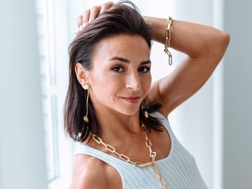 Переможниця «Танців із зірками» Ілона Гвоздьова провела екскурсію своїм будинком — відео