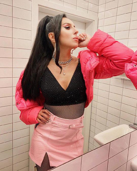 Джамала в образе Арианы Гранде