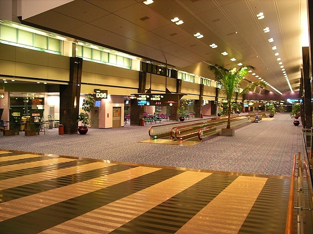 Найкращі аеропорти світу - Singapore Changi Airport
