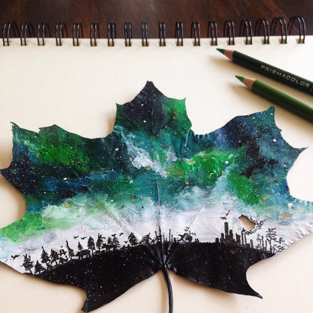 Фантастические картины на опавших листьях