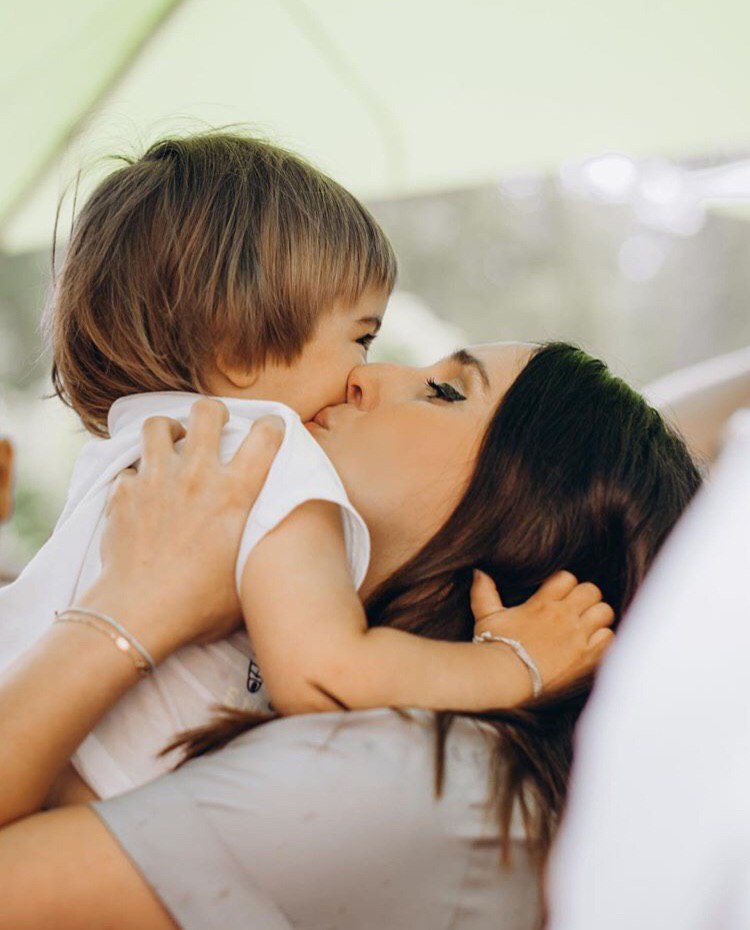 Джамала с семьей