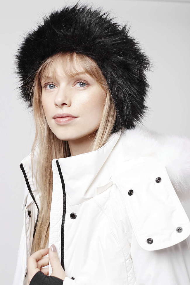 Меховые жилеты и шубы