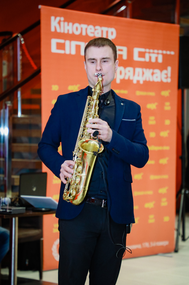 Премьера фильма "Сенсация"