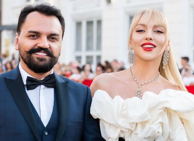 Михаил Ясинский и Оля Полякова