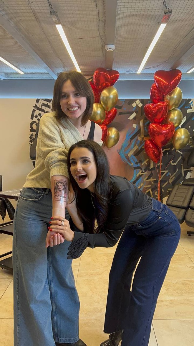 Анна Тринчер