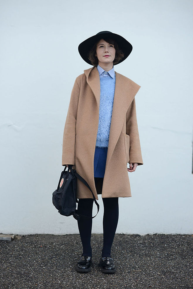 Як стильно одягнутися в прохолодну погоду