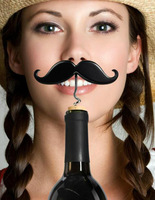 Усатый дизайн: 25 примеров